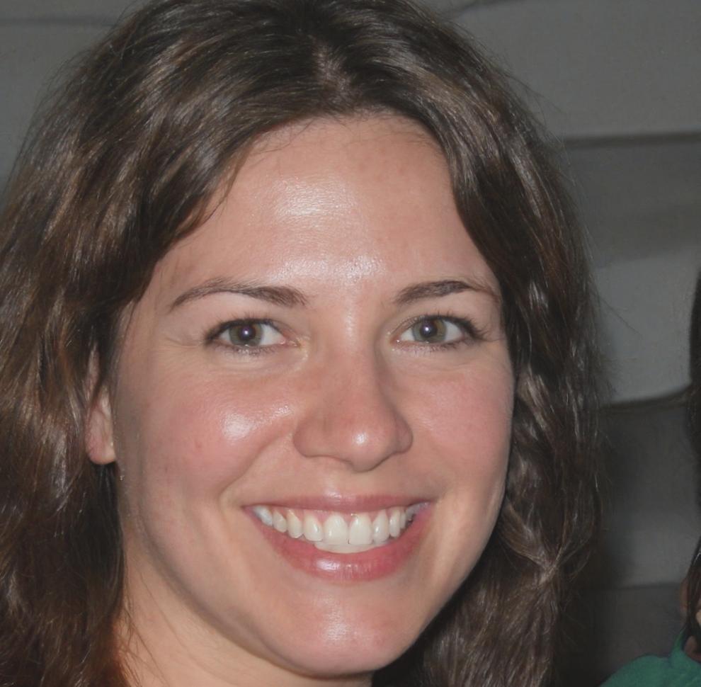 Camila Vásquez, especialista en análisis financiero