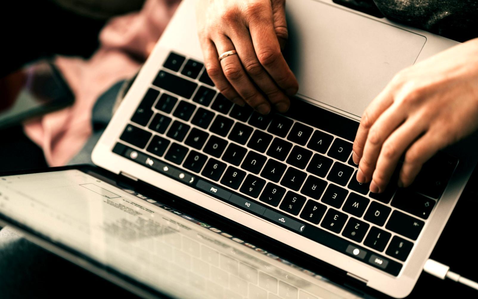 Análisis financiero con herramientas profesionales